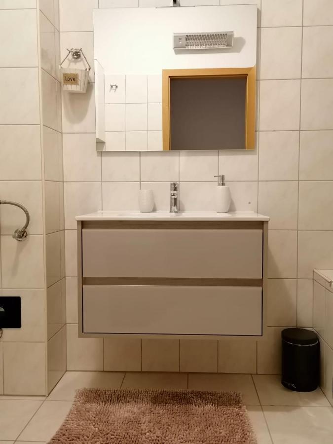 Spacious Apartment Smile With Terrace And Secure Garage Split Buitenkant foto